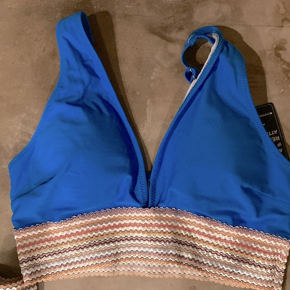 New women’s swim suits size medium - Picture 2 of 7